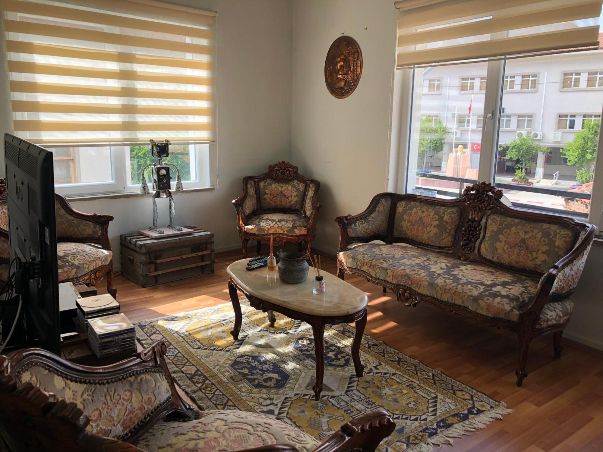 Kaleici Merkezi Muhtesem Konum Genis Ev Apartment